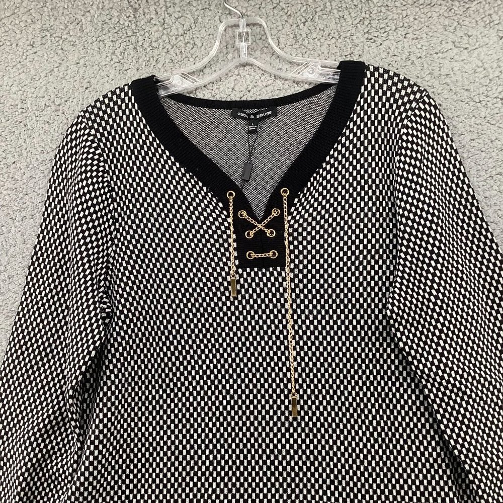 Cable & Gauge Black and White Knit Tunic Sweater - Picture 8 of 9